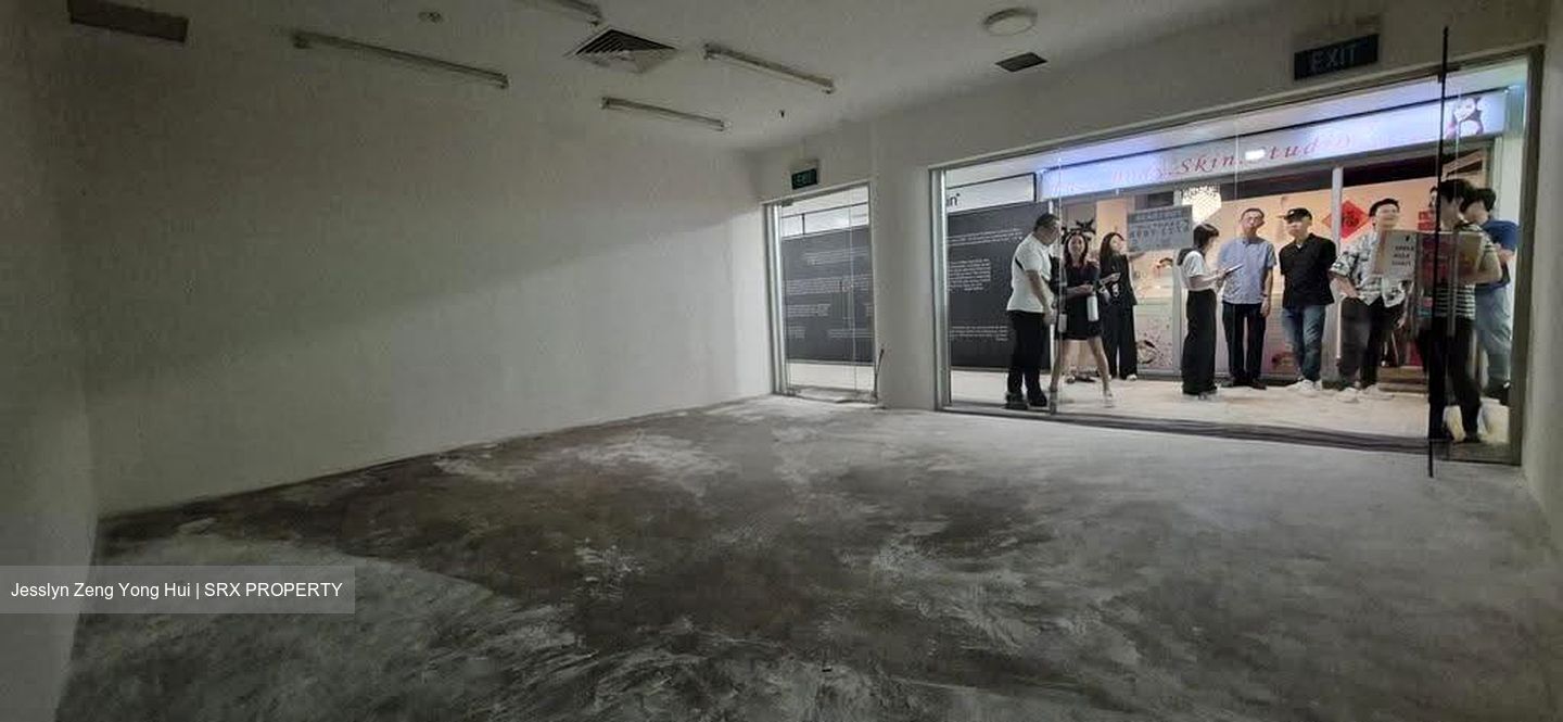 Roxy Square (D15), Retail #610070711
